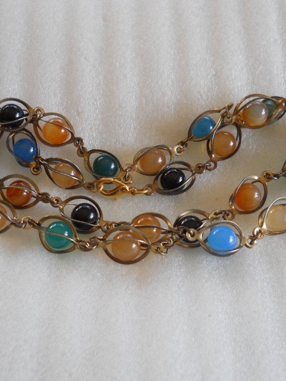 Caged Bead Necklace  531 - Picture 3 of 3